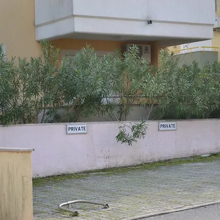 Apartman Branka شقة بريمونتيرا