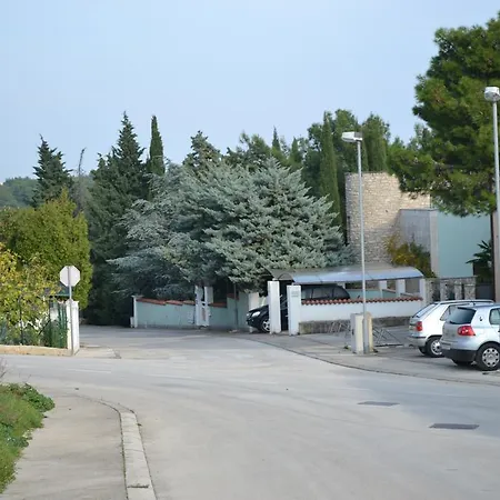 Apartman Branka بريمونتيرا