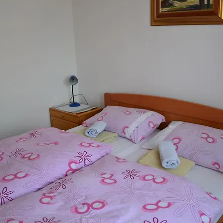 Apartman Branka شقة